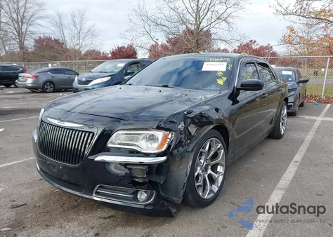 2013 Chrysler 300 Motown from USA, damaged, VIN 2C3CCAAG8DH534102